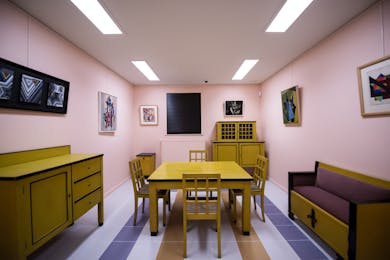 Musée René Magritte & Musée d’Art Abstrait 